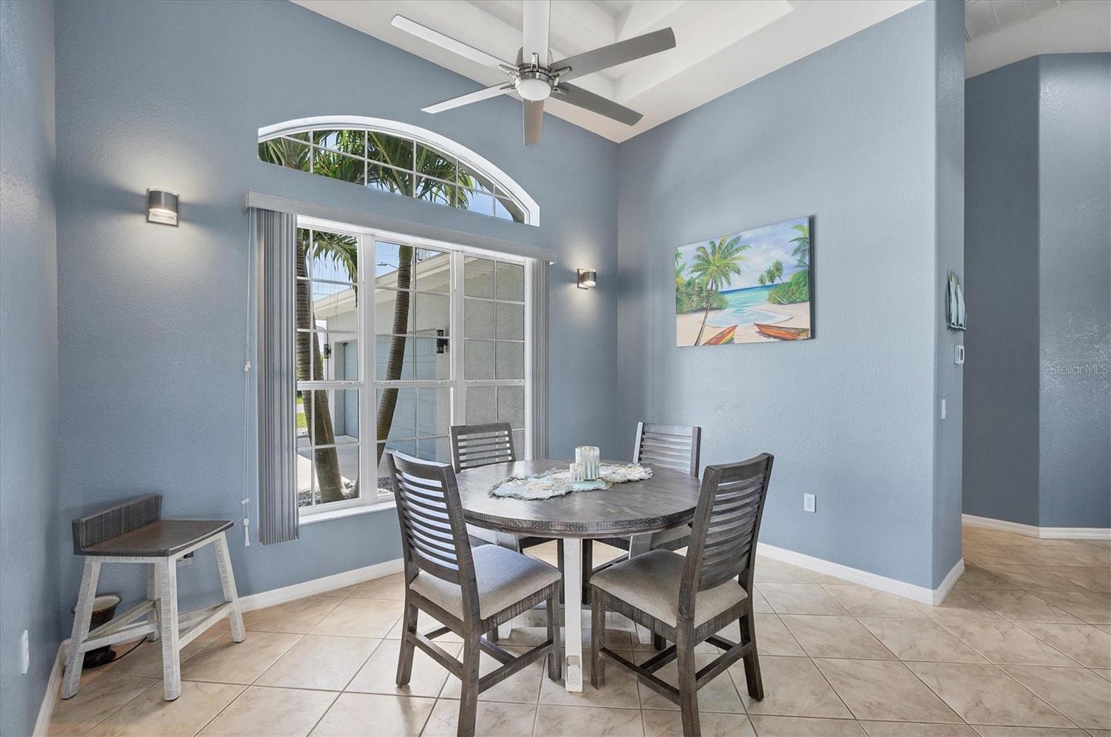 Image 15 of 87 For 15674 Applewhite Circle