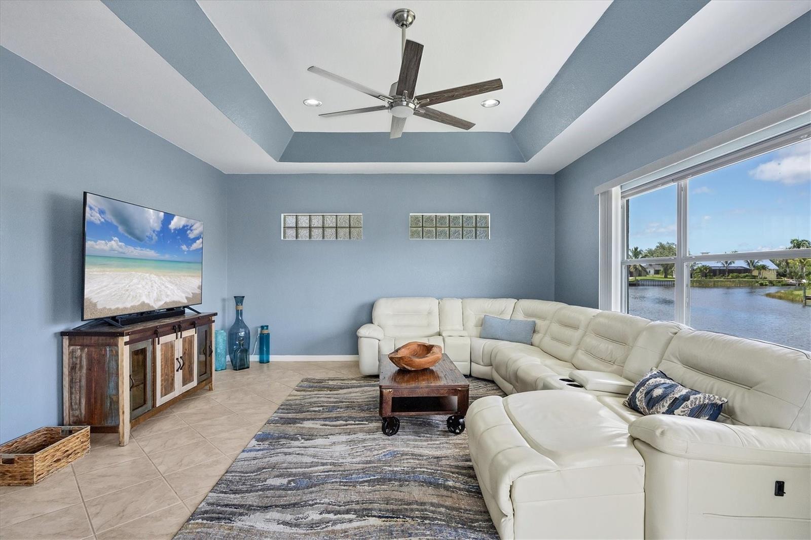 Image 28 of 87 For 15674 Applewhite Circle