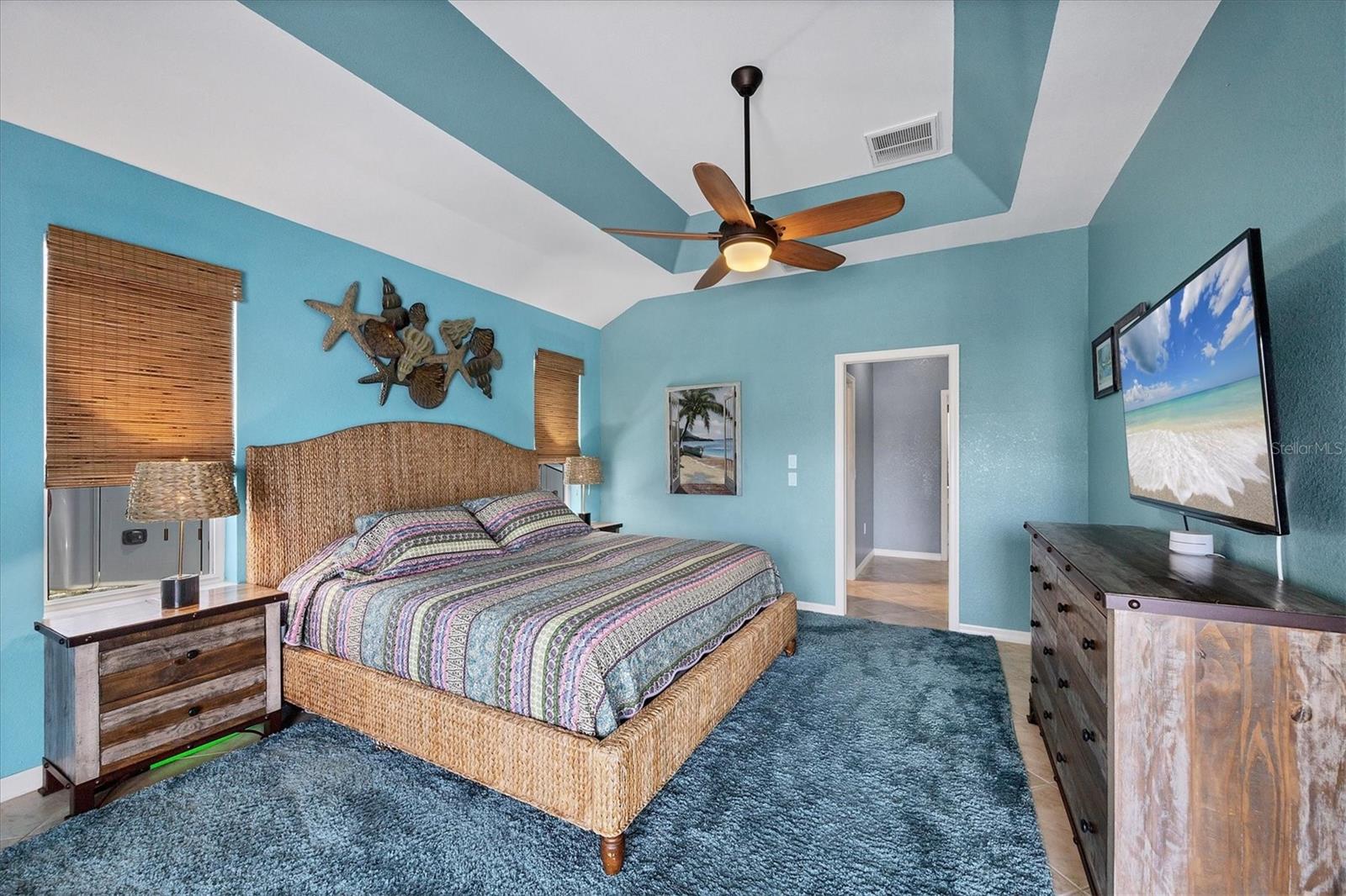 Image 34 of 87 For 15674 Applewhite Circle