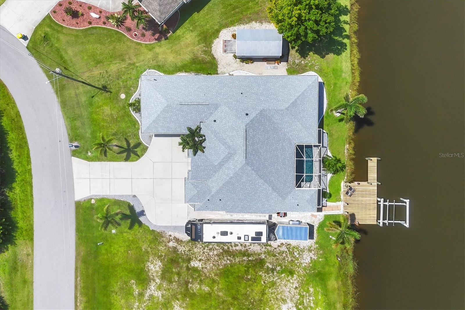 Image 67 of 87 For 15674 Applewhite Circle
