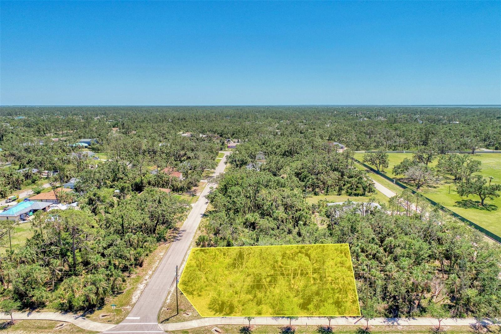 Image 5 of 7 For 17919 Toledo Blade Boulevard