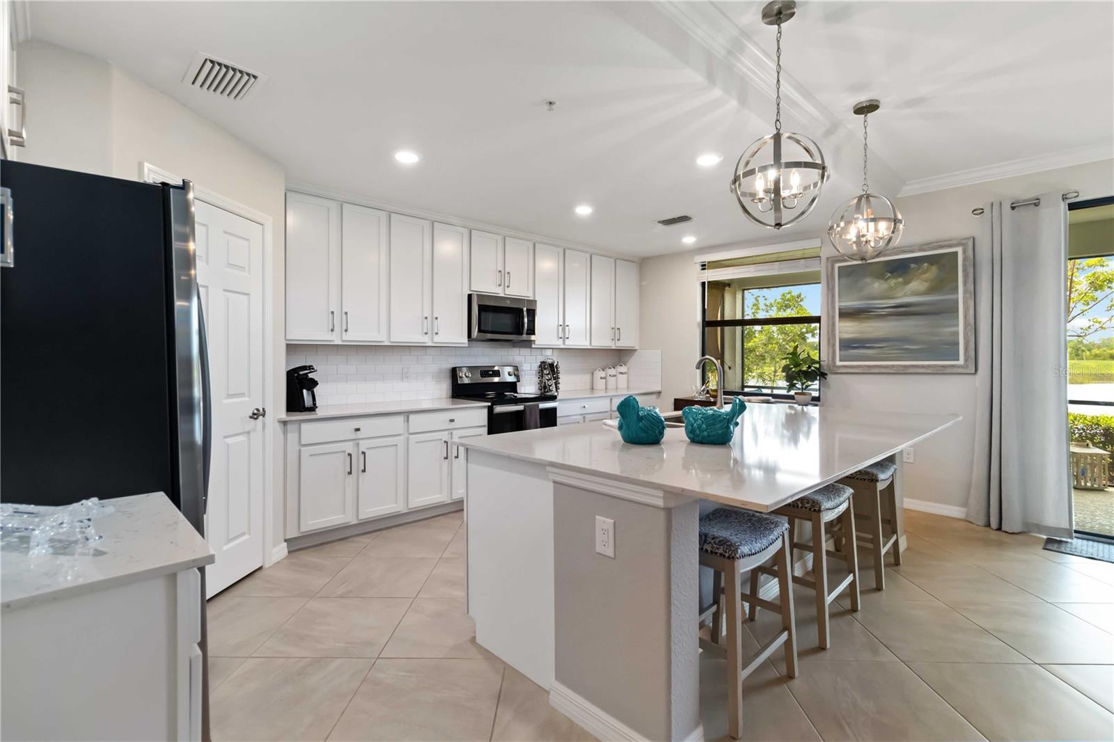 Image 12 of 96 For 10805 Tarflower Drive 101