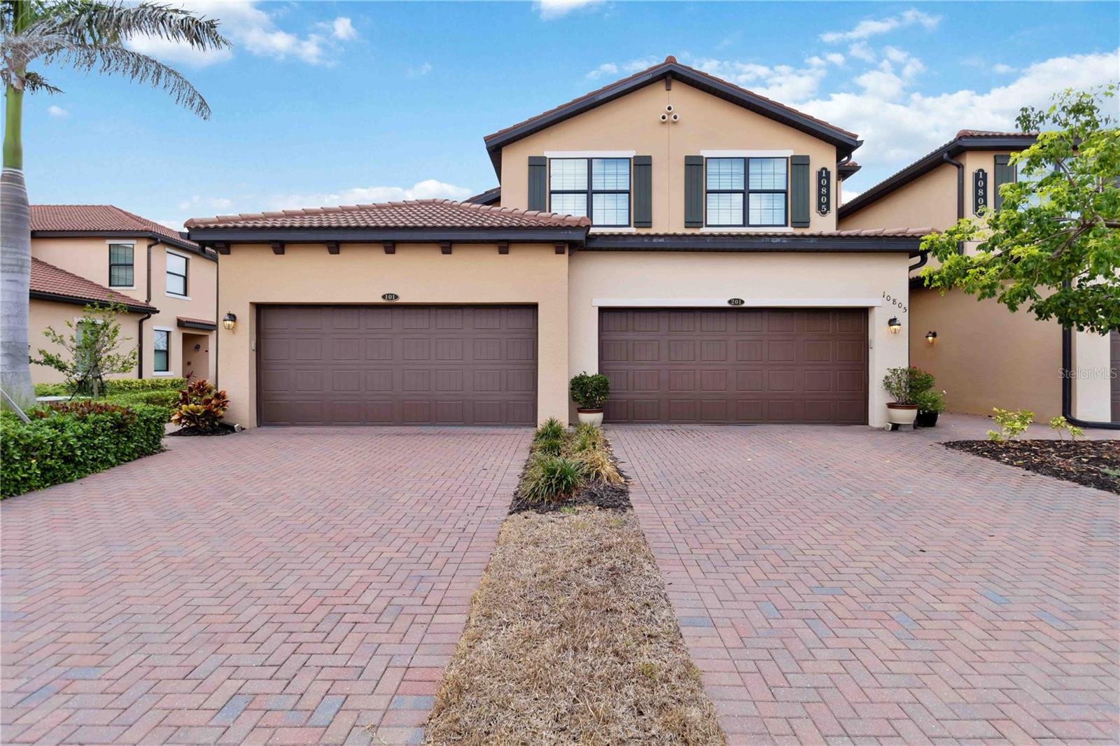 Image 2 of 96 For 10805 Tarflower Drive 101
