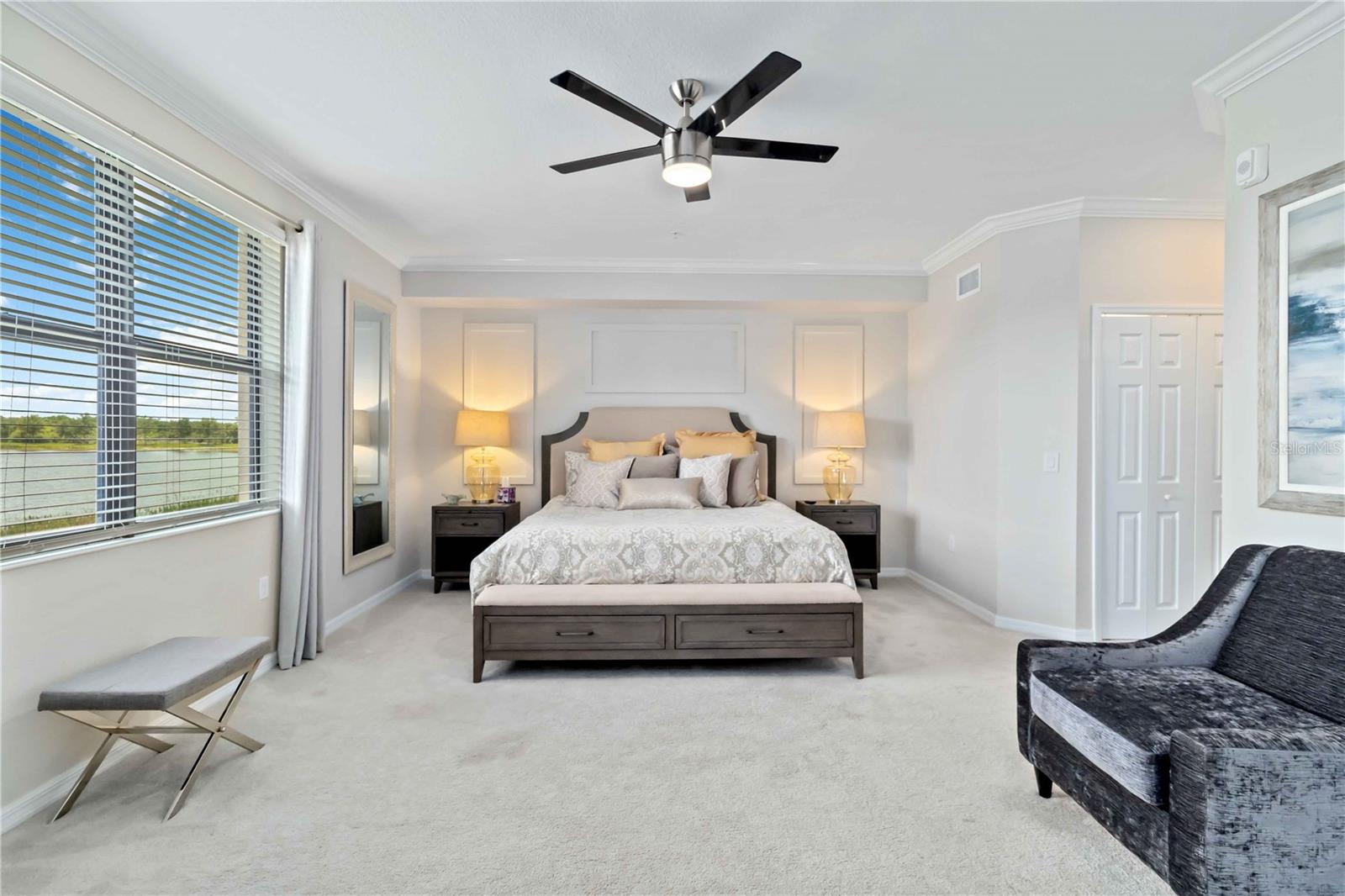 Image 22 of 96 For 10805 Tarflower Drive 101