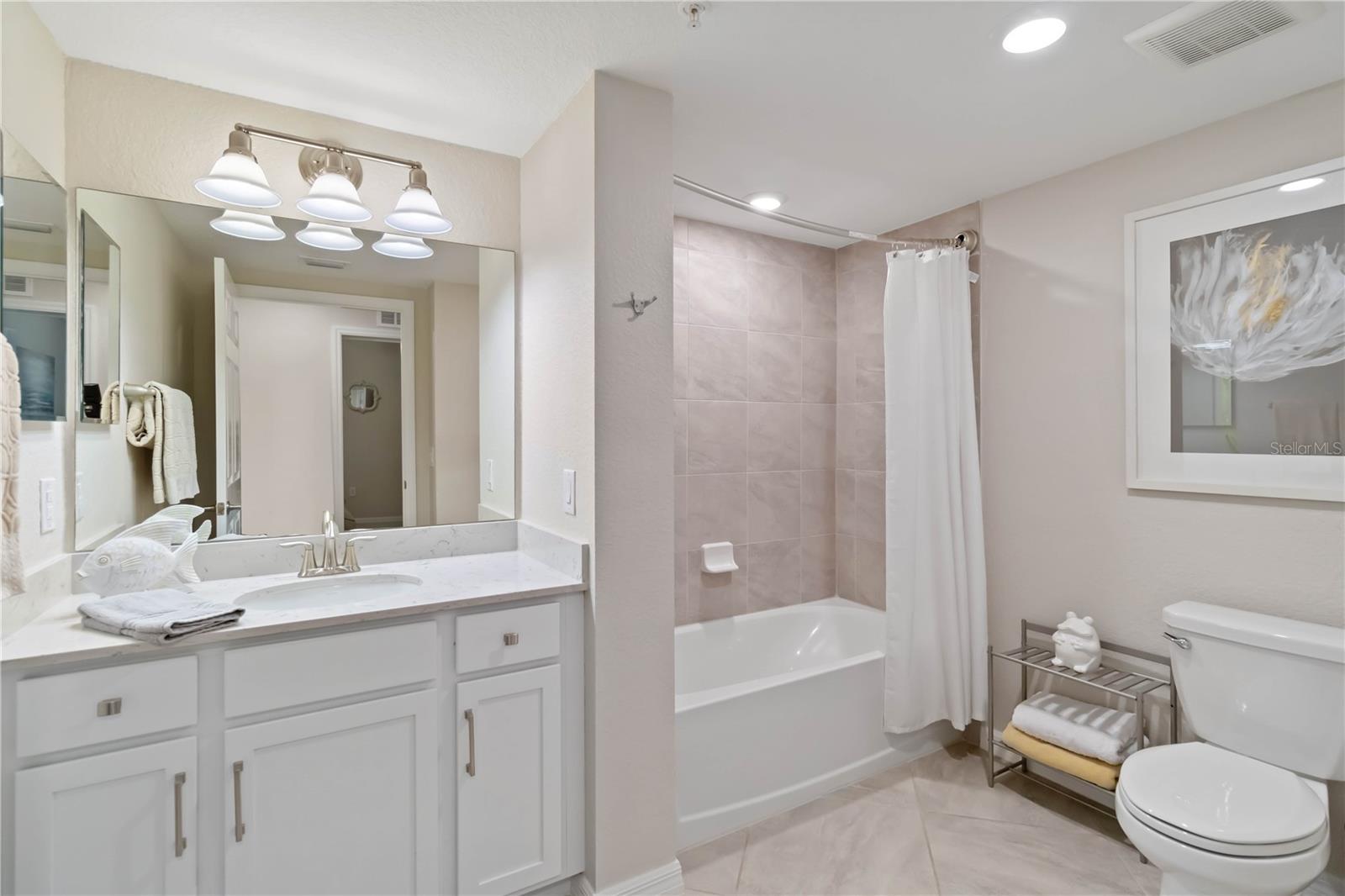 Image 30 of 96 For 10805 Tarflower Drive 101