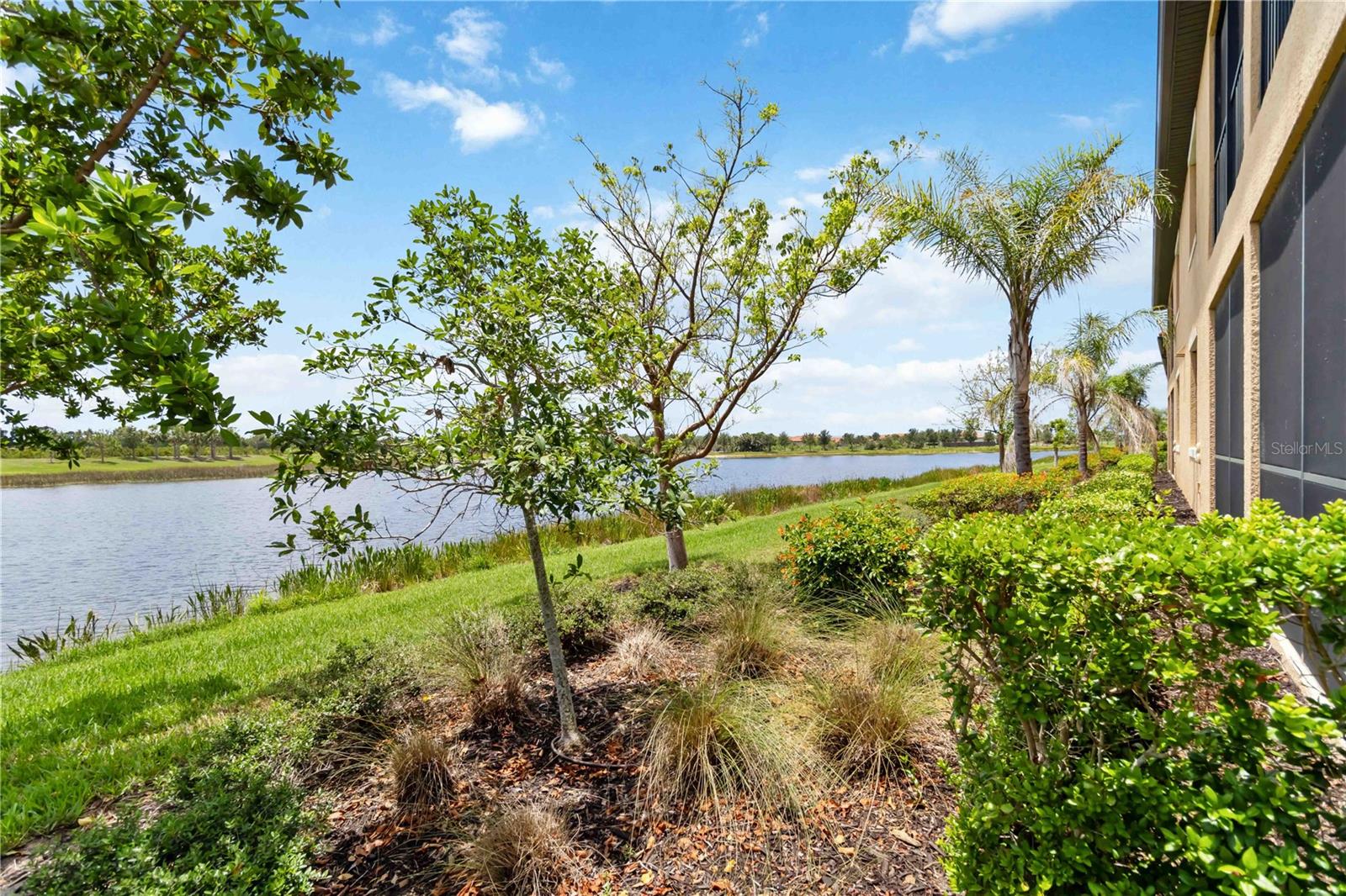 Image 45 of 96 For 10805 Tarflower Drive 101