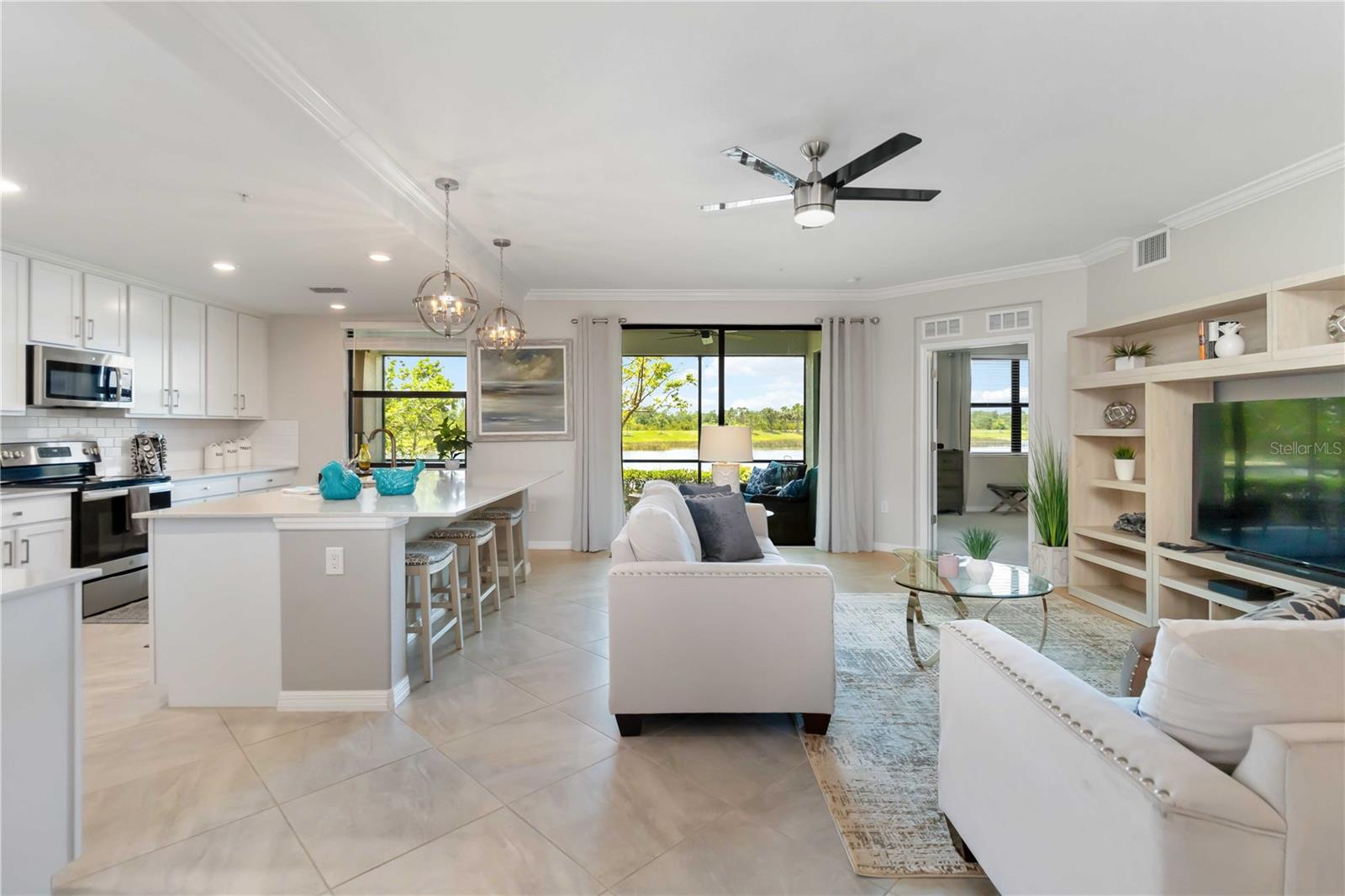 Image 6 of 96 For 10805 Tarflower Drive 101