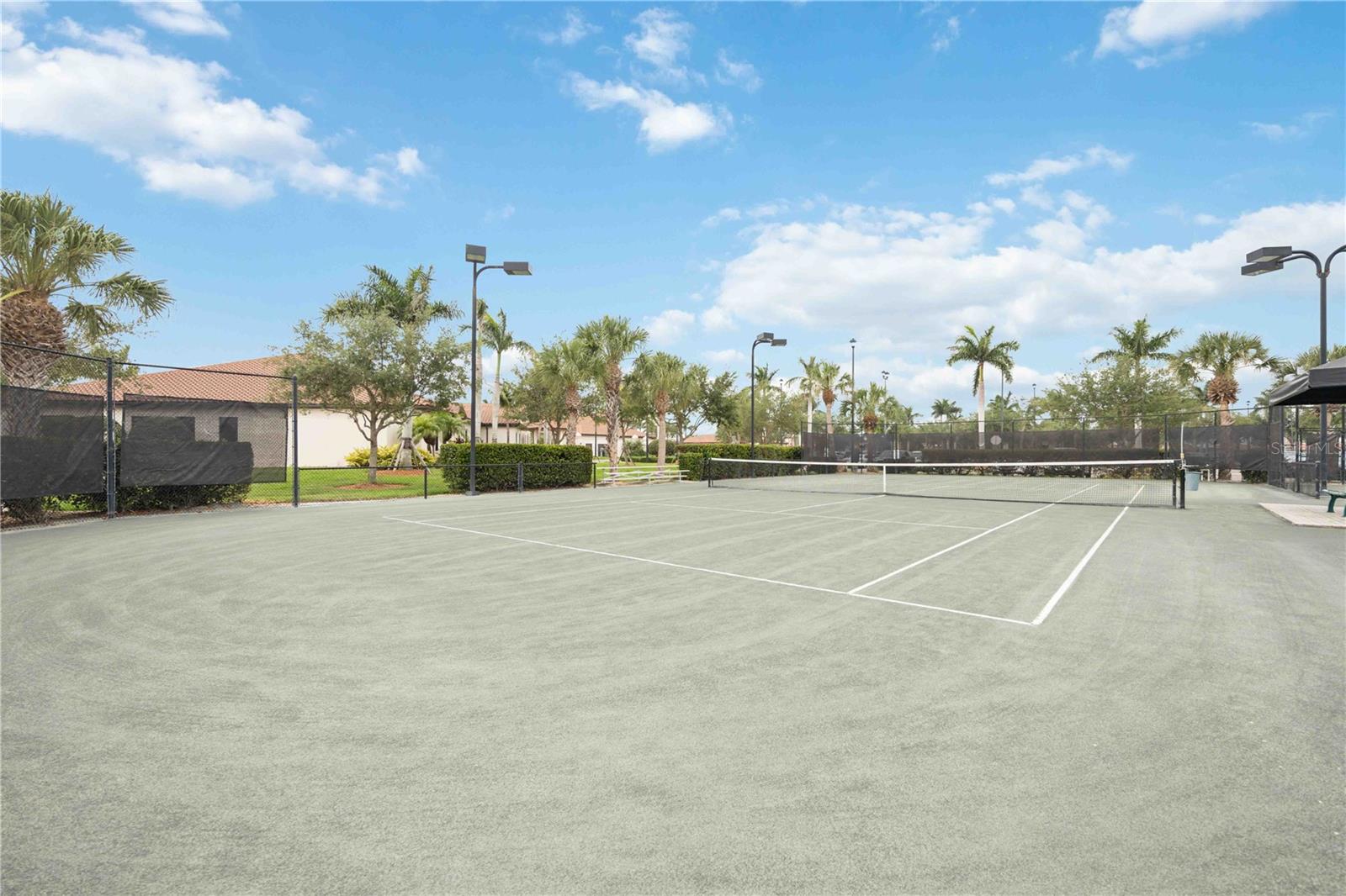 Image 88 of 96 For 10805 Tarflower Drive 101