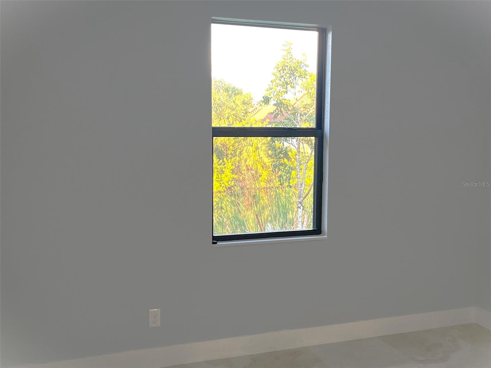 Image 11 of 22 For 13342 Commonwealth Avenue