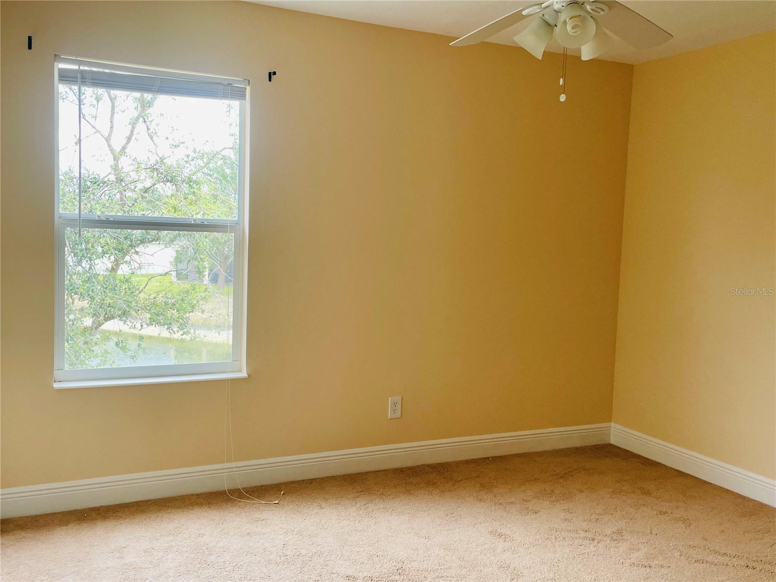 Image 19 of 27 For 2803 Suncoast Lakes Boulevard