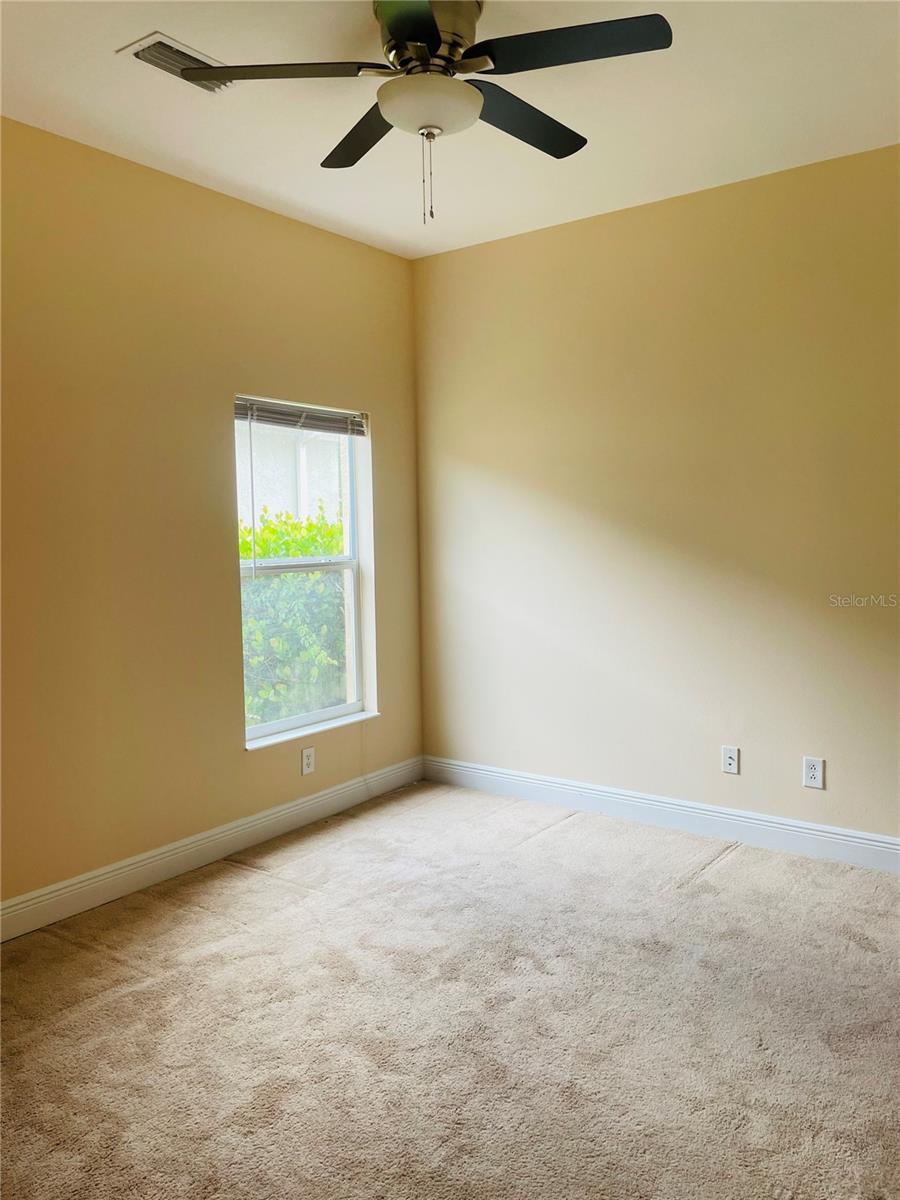 Image 8 of 27 For 2803 Suncoast Lakes Boulevard