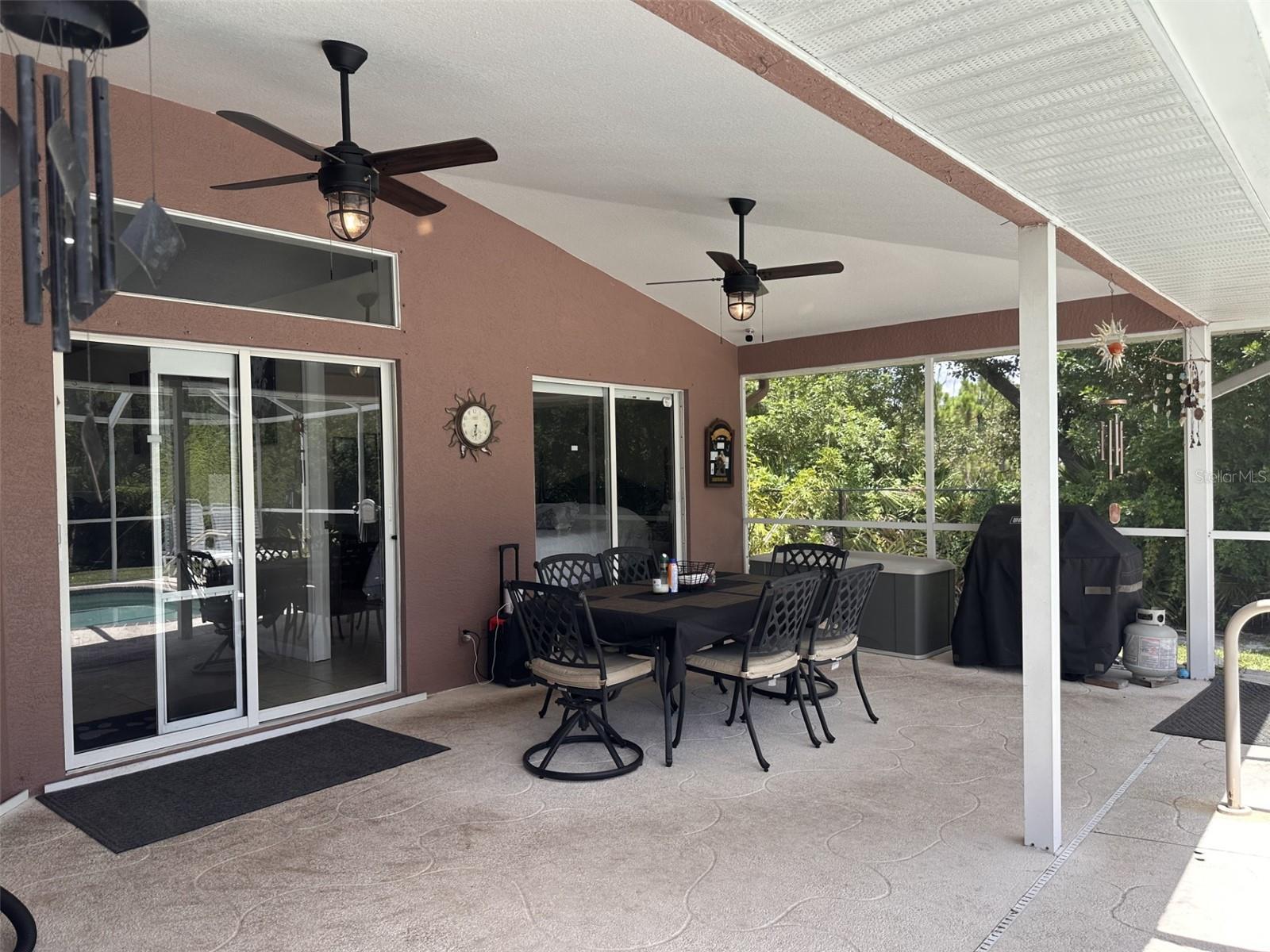 Image 16 of 19 For 11369 Reinhardt Avenue