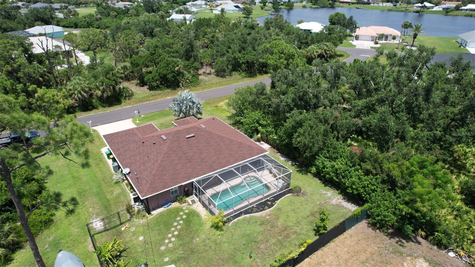 Image 3 of 19 For 11369 Reinhardt Avenue