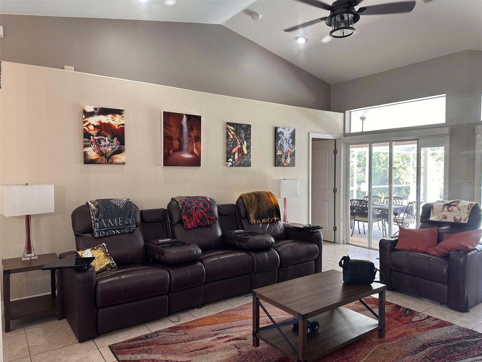 Image 4 of 19 For 11369 Reinhardt Avenue