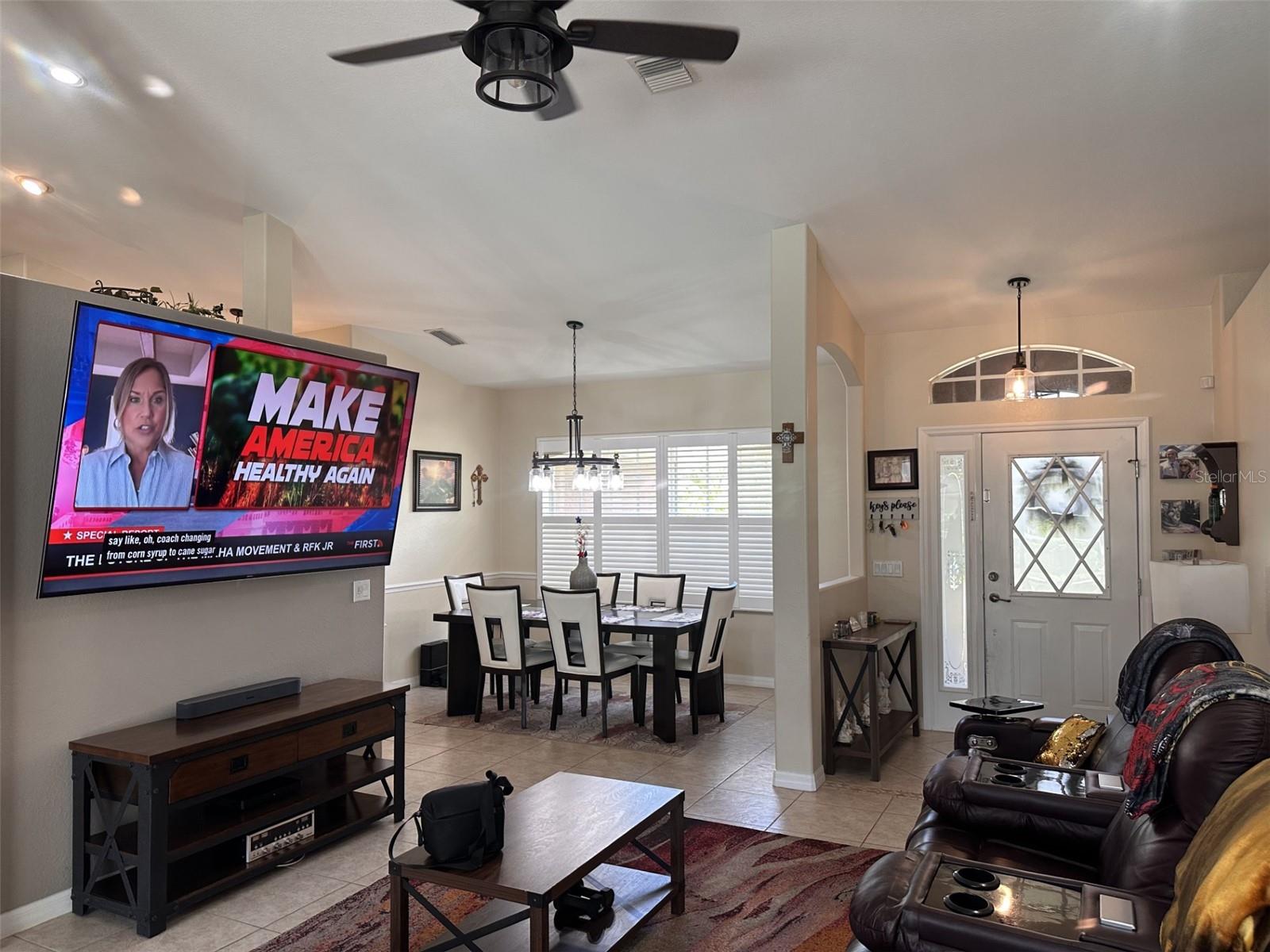 Image 6 of 19 For 11369 Reinhardt Avenue