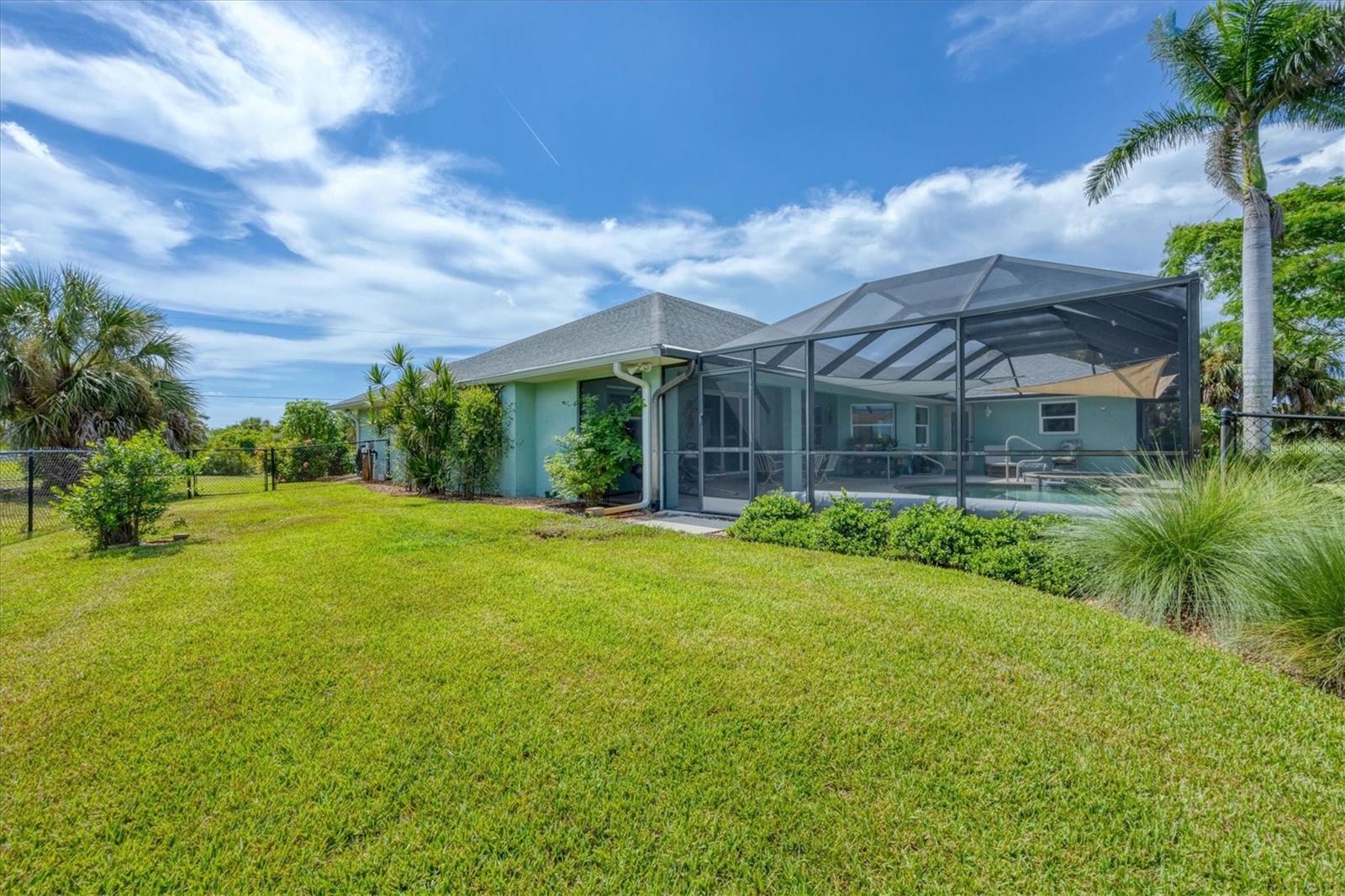 Image 40 of 72 For 9944 Winnipeg Street