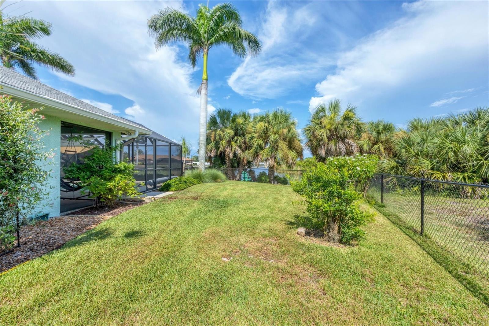 Image 41 of 72 For 9944 Winnipeg Street