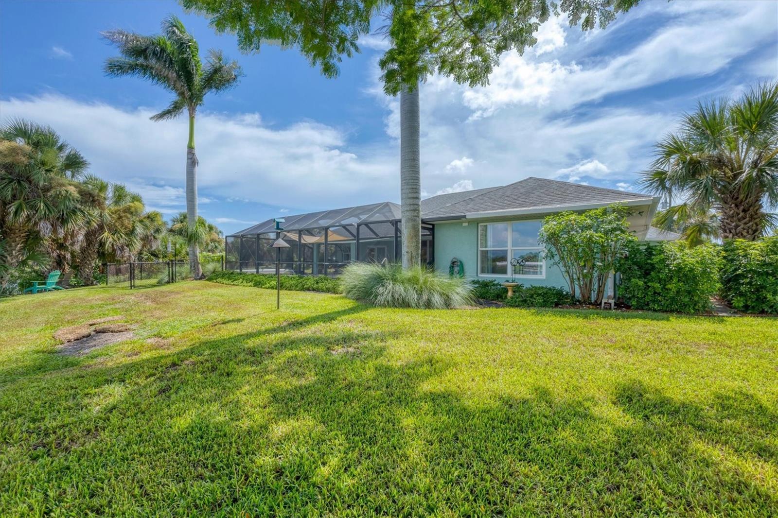 Image 42 of 72 For 9944 Winnipeg Street