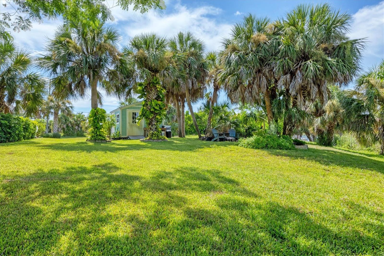 Image 43 of 72 For 9944 Winnipeg Street