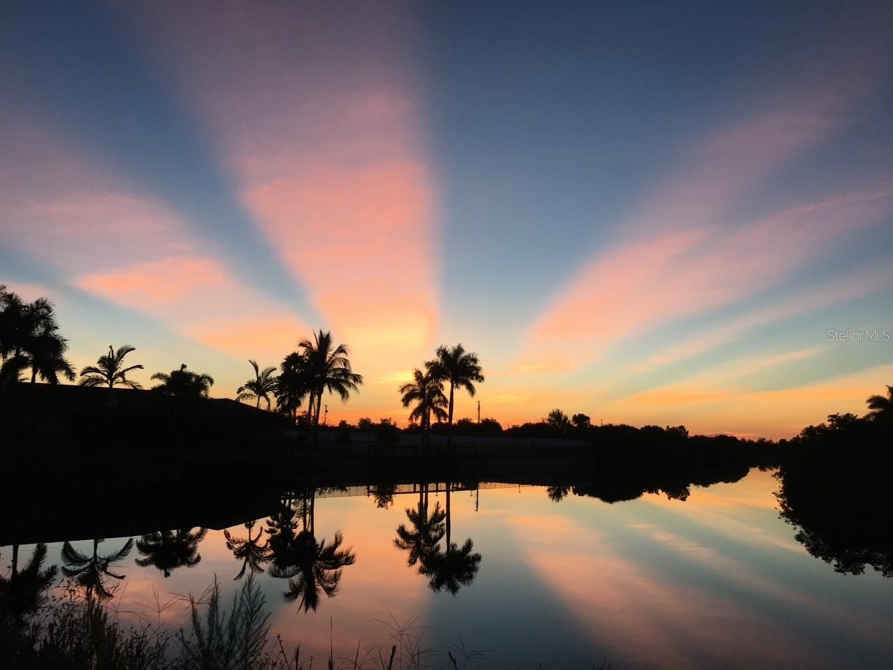 Image 62 of 72 For 9944 Winnipeg Street