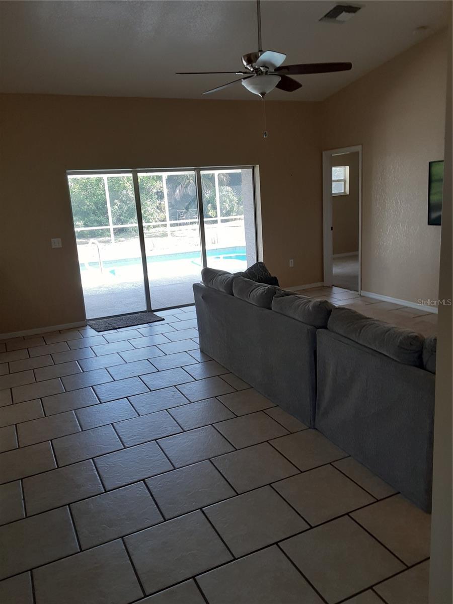 Image 10 of 16 For 126 Linda Lee Drive