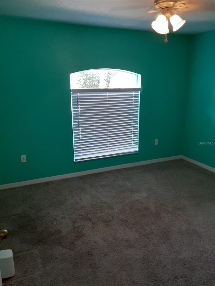Image 2 of 16 For 126 Linda Lee Drive