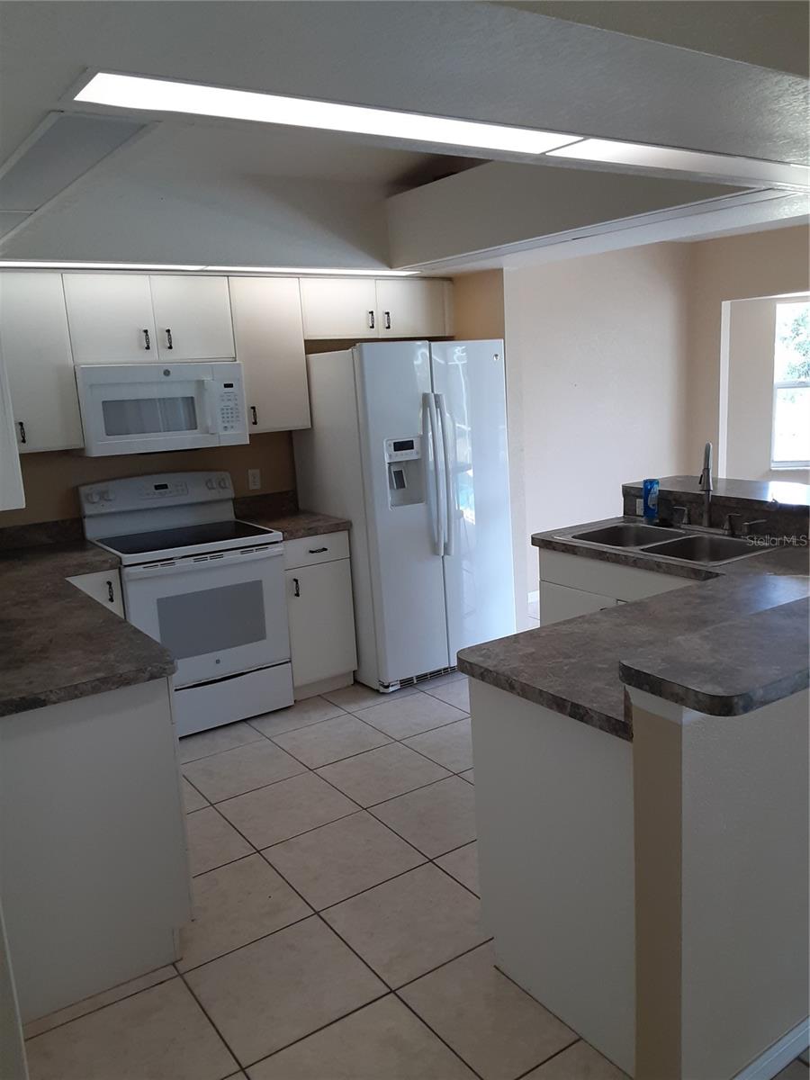 Image 6 of 16 For 126 Linda Lee Drive