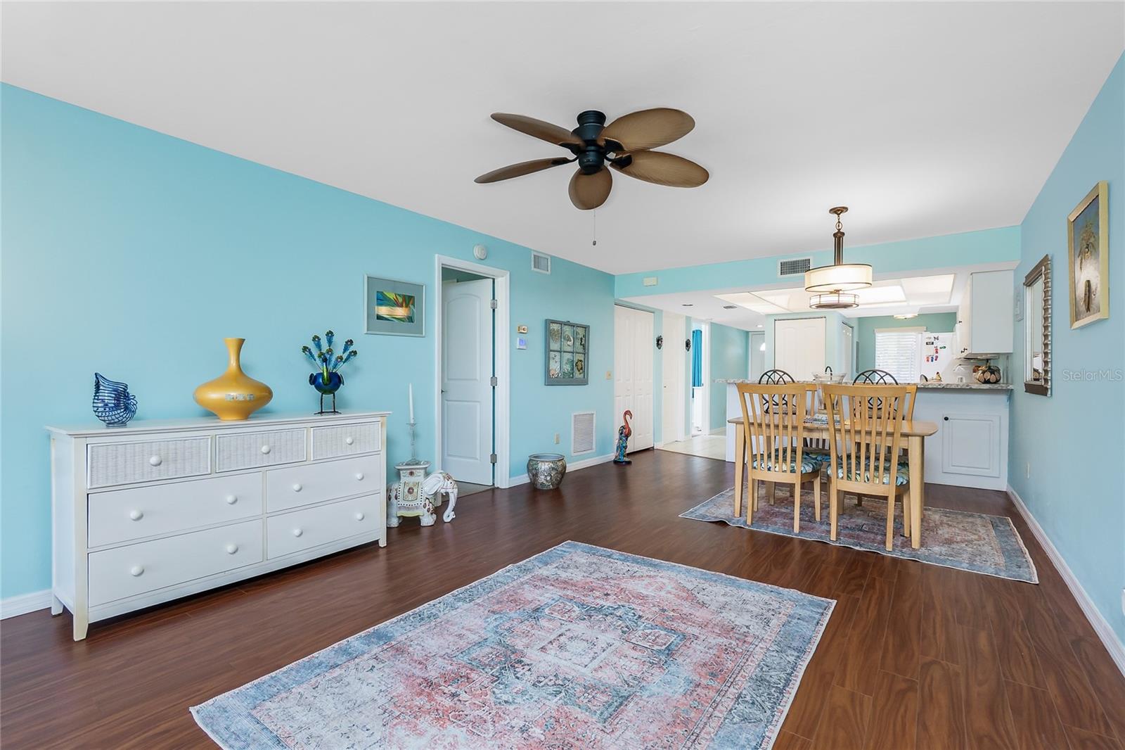 Image 10 of 43 For 6800 Placida Road 1007