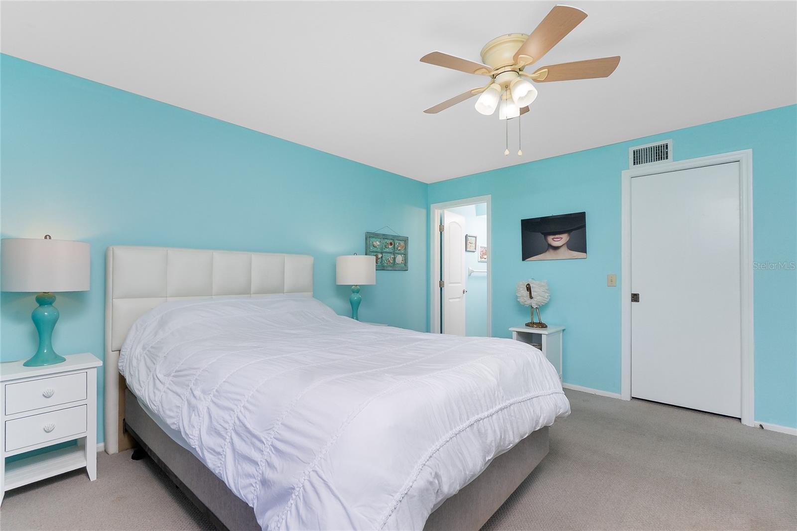 Image 13 of 43 For 6800 Placida Road 1007