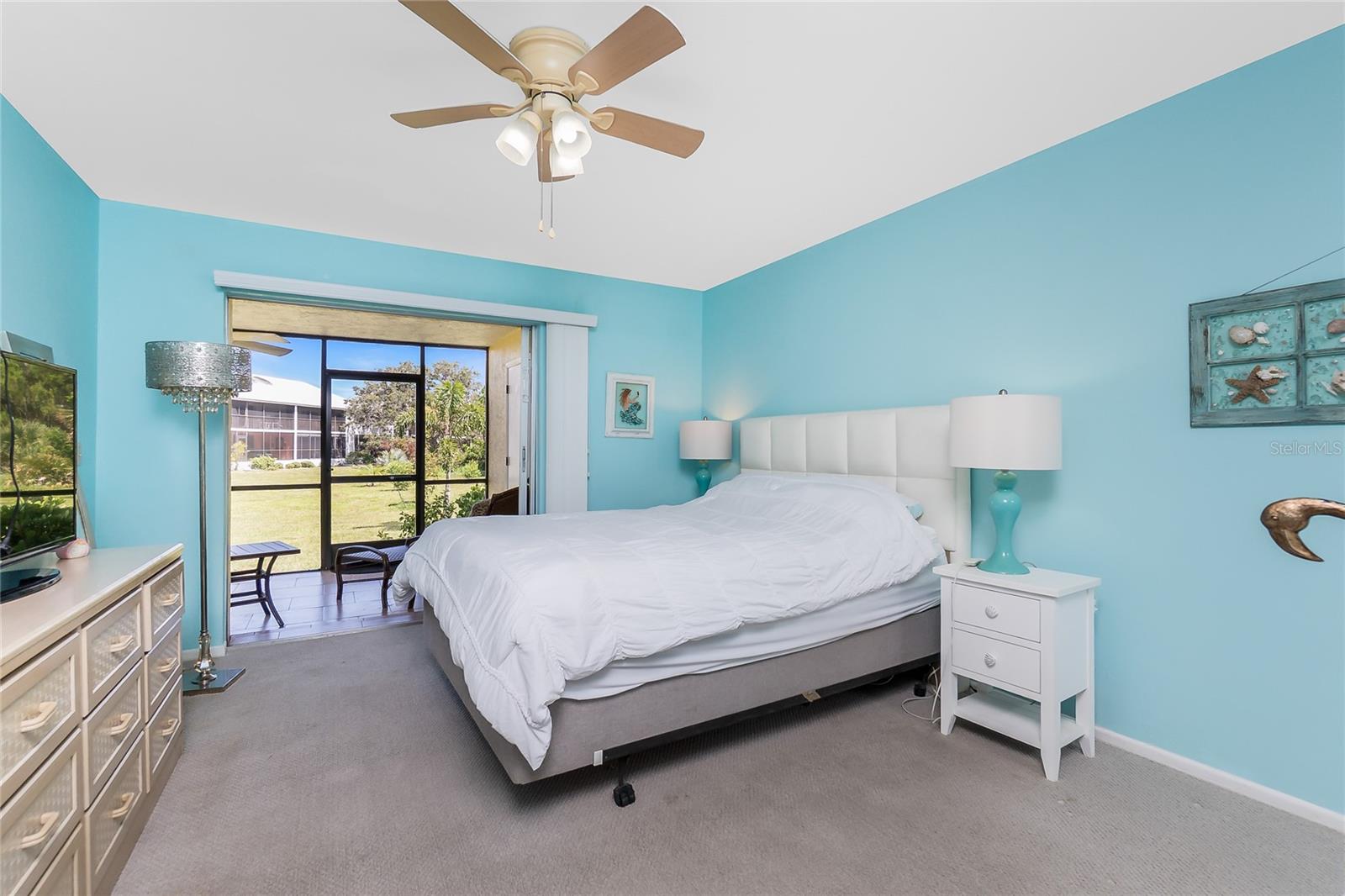 Image 14 of 43 For 6800 Placida Road 1007