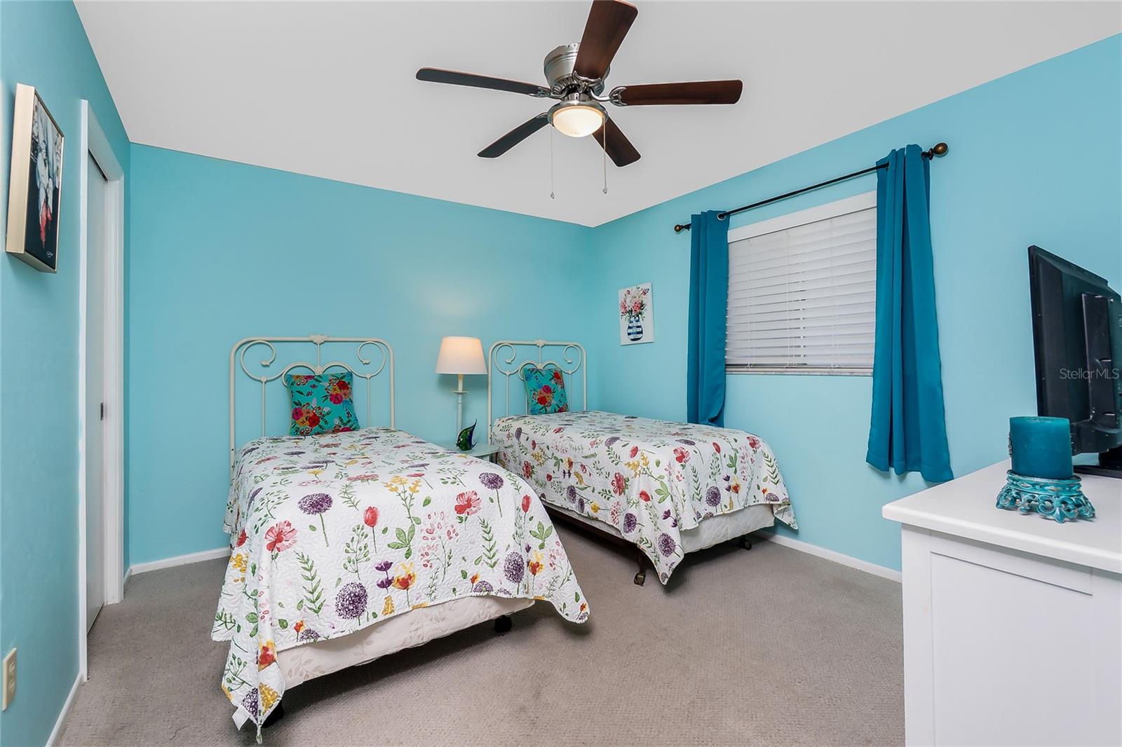 Image 19 of 43 For 6800 Placida Road 1007