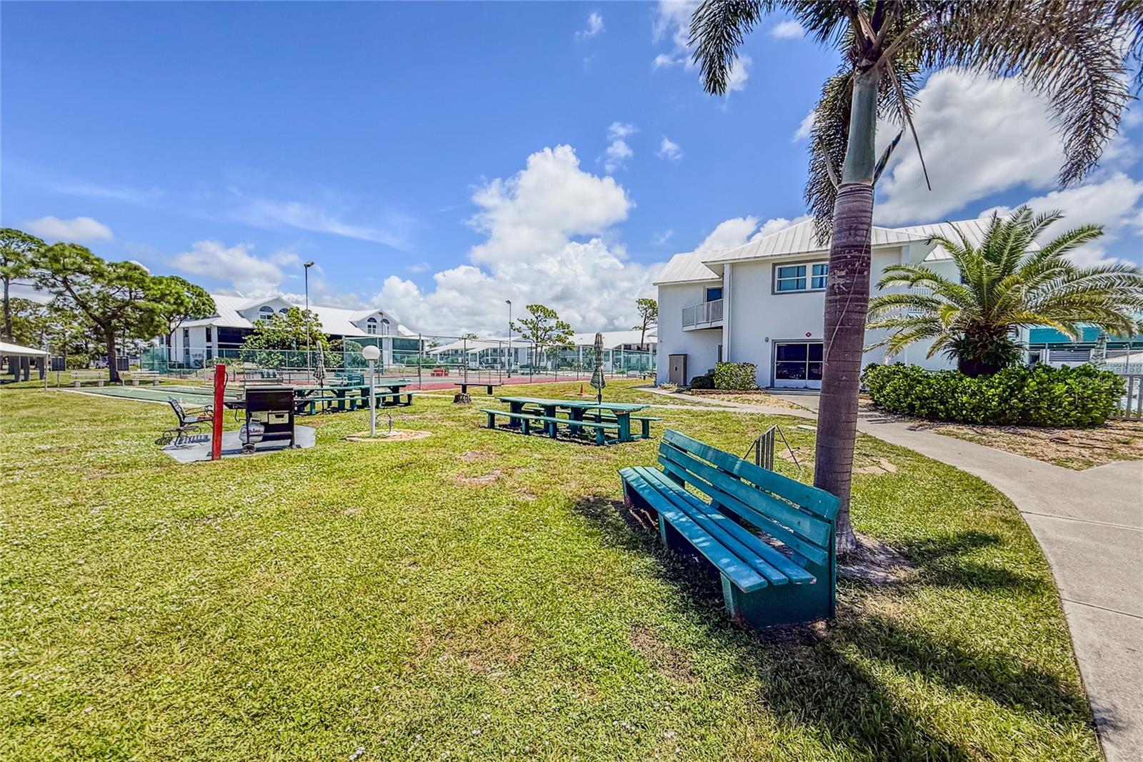 Image 31 of 43 For 6800 Placida Road 1007
