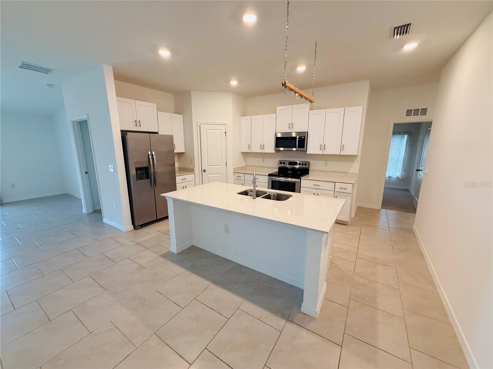 Image 12 of 24 For 4034 San Clemente Court