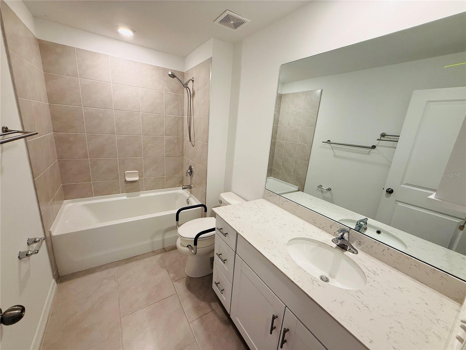 Image 6 of 24 For 4034 San Clemente Court