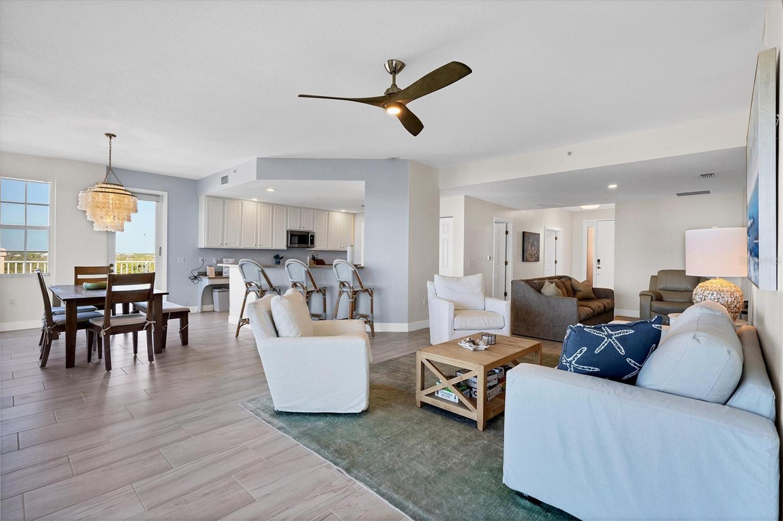 Image 2 of 18 For 13113 Gasparilla Road 503