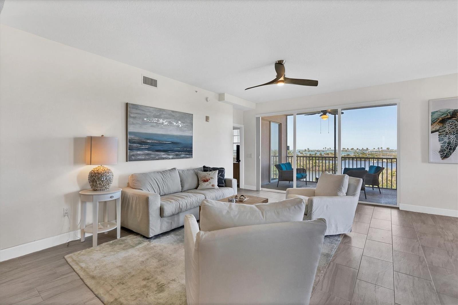 Image 3 of 18 For 13113 Gasparilla Road 503