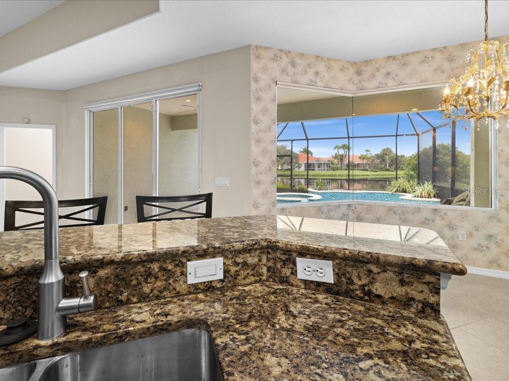 Image 16 of 61 For 3927 Whispering Oaks Drive