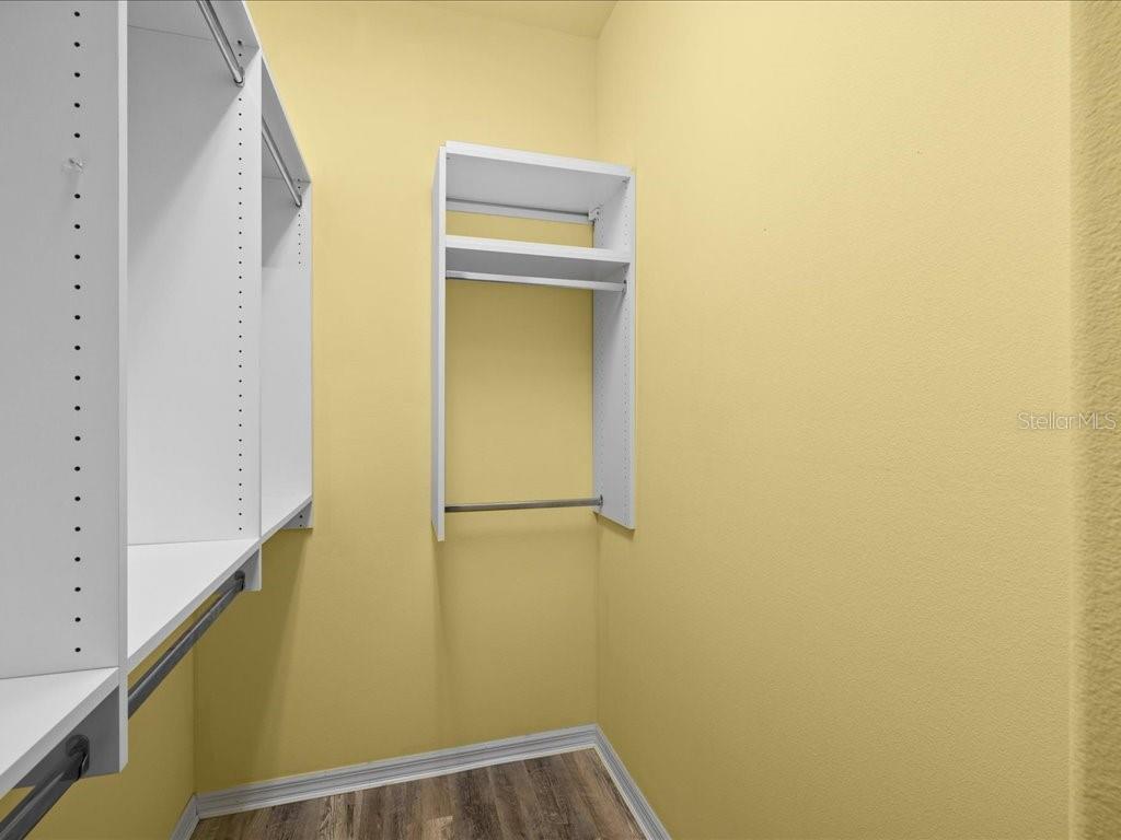 Image 34 of 61 For 3927 Whispering Oaks Drive