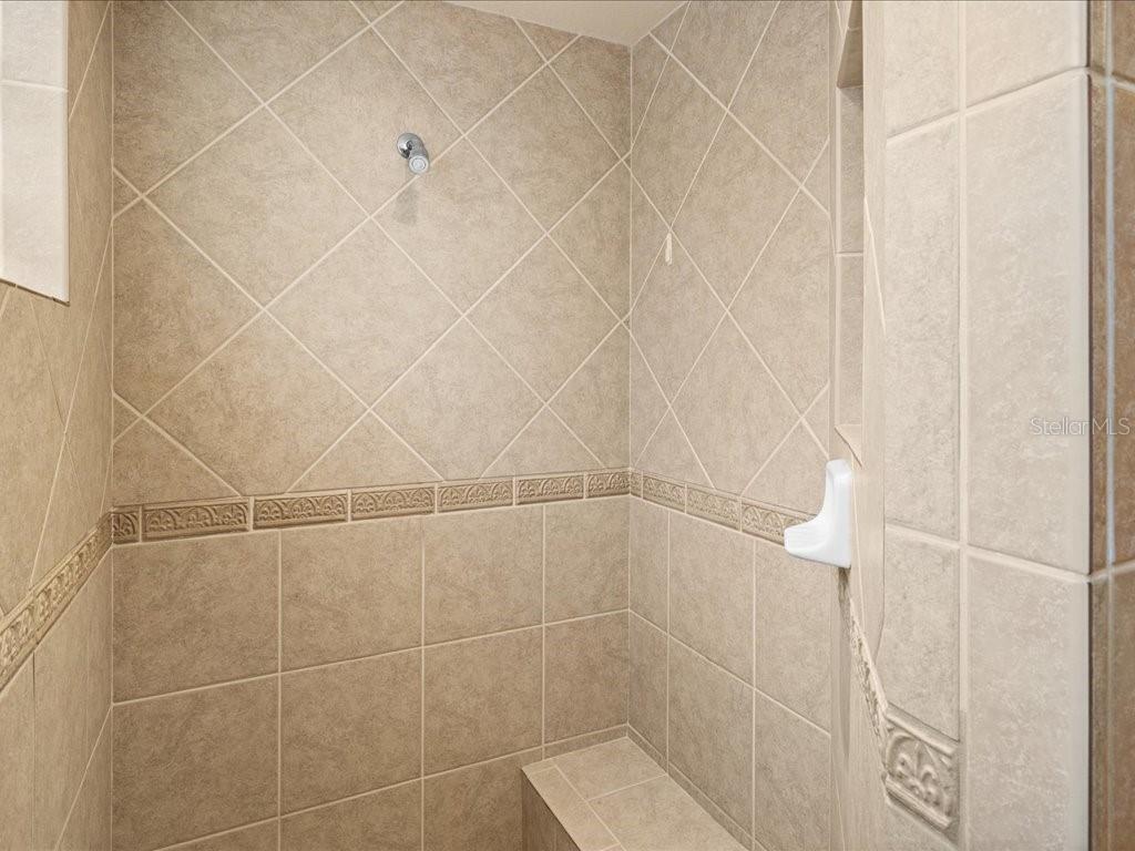 Image 38 of 61 For 3927 Whispering Oaks Drive