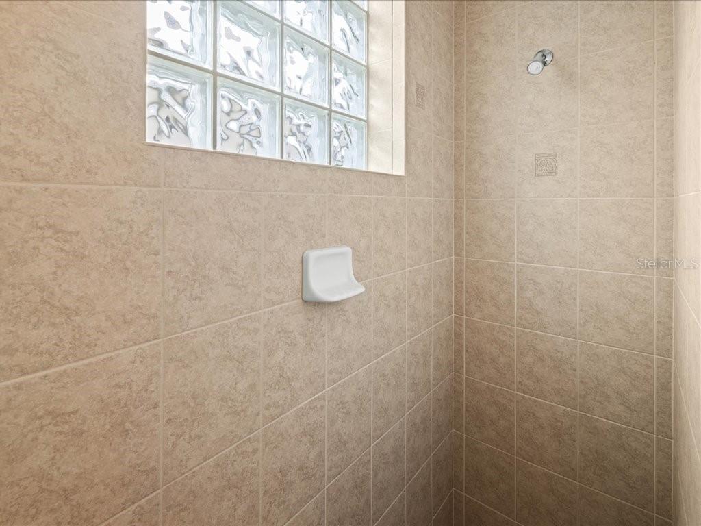 Image 39 of 61 For 3927 Whispering Oaks Drive