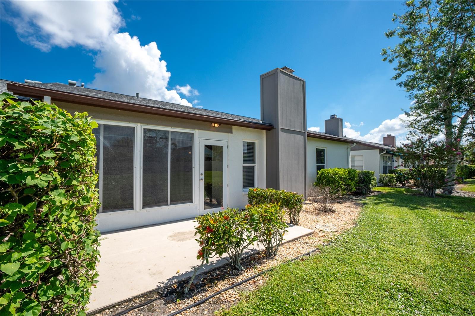 Image 7 of 59 For 533 Foxwood Boulevard