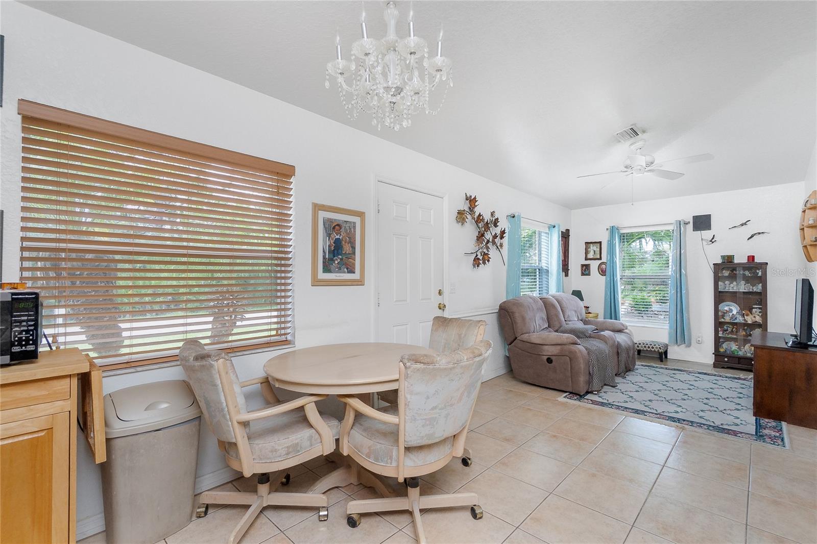 Image 14 of 31 For 11360 Baggot Avenue