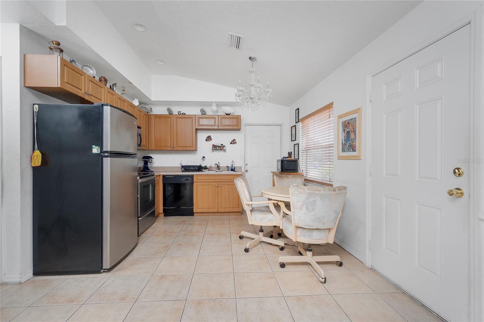 Image 8 of 31 For 11360 Baggot Avenue