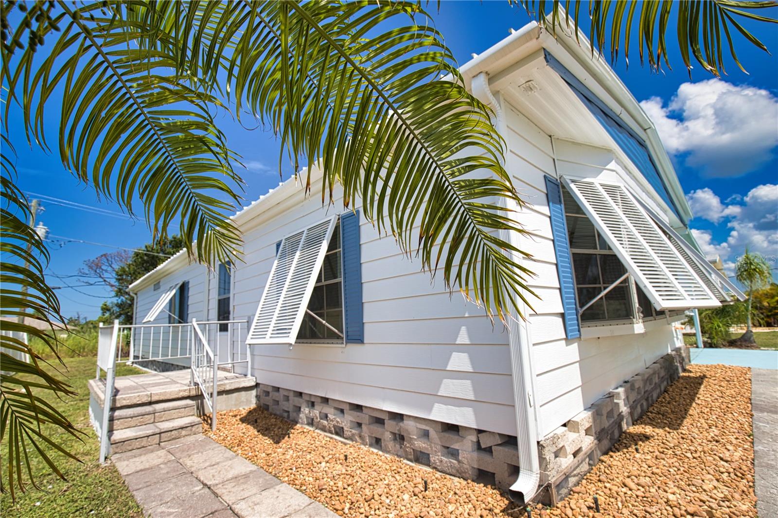 Image 7 of 44 For 1394 Ibis Drive