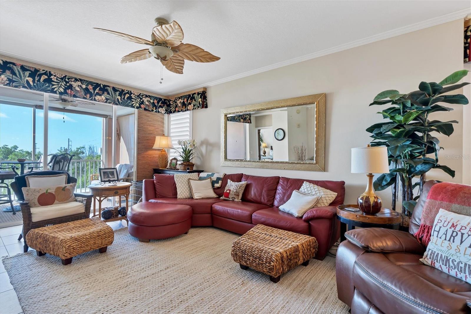 Image 3 of 14 For 13113 Gasparilla Road 305