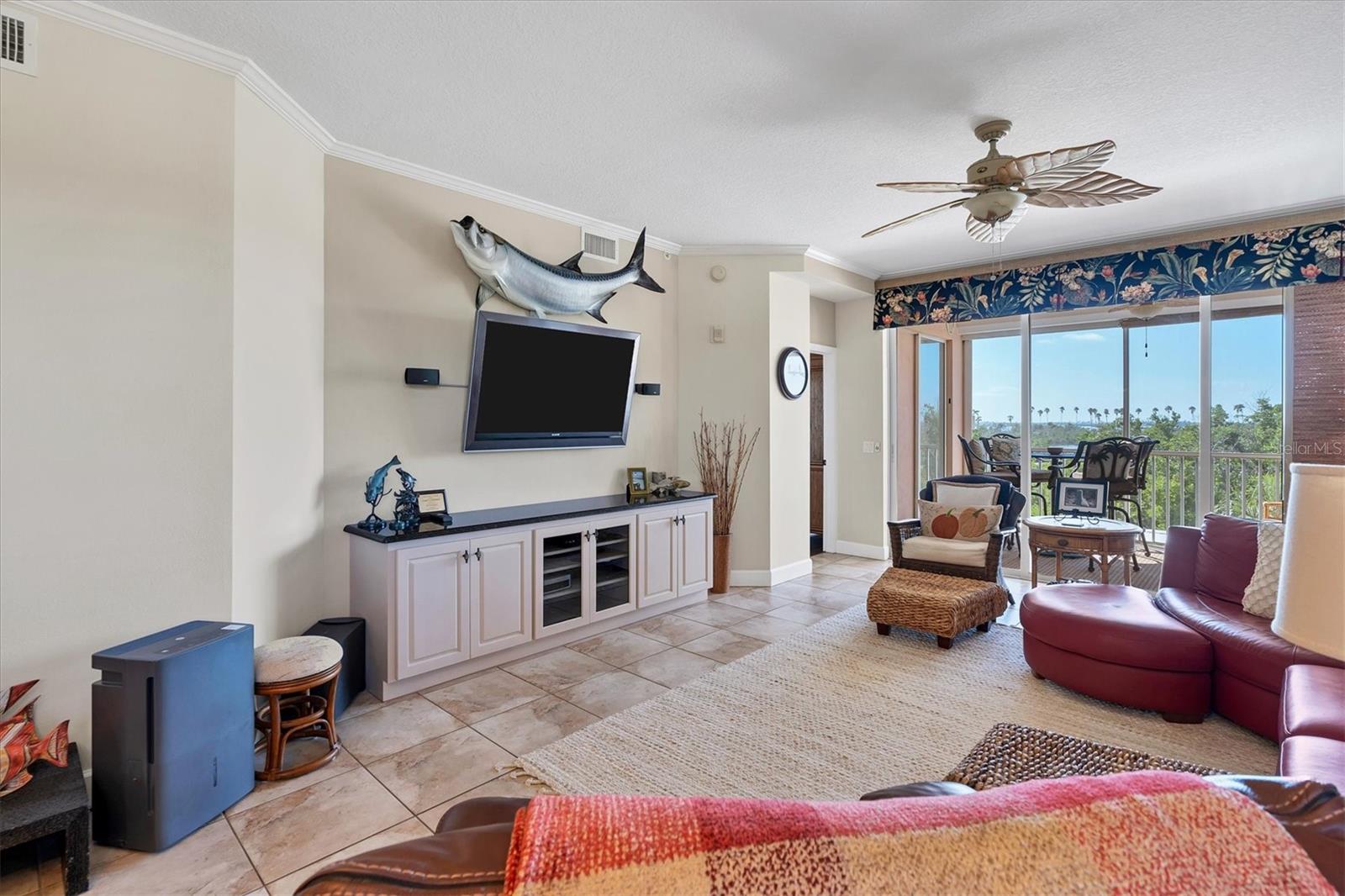 Image 4 of 14 For 13113 Gasparilla Road 305