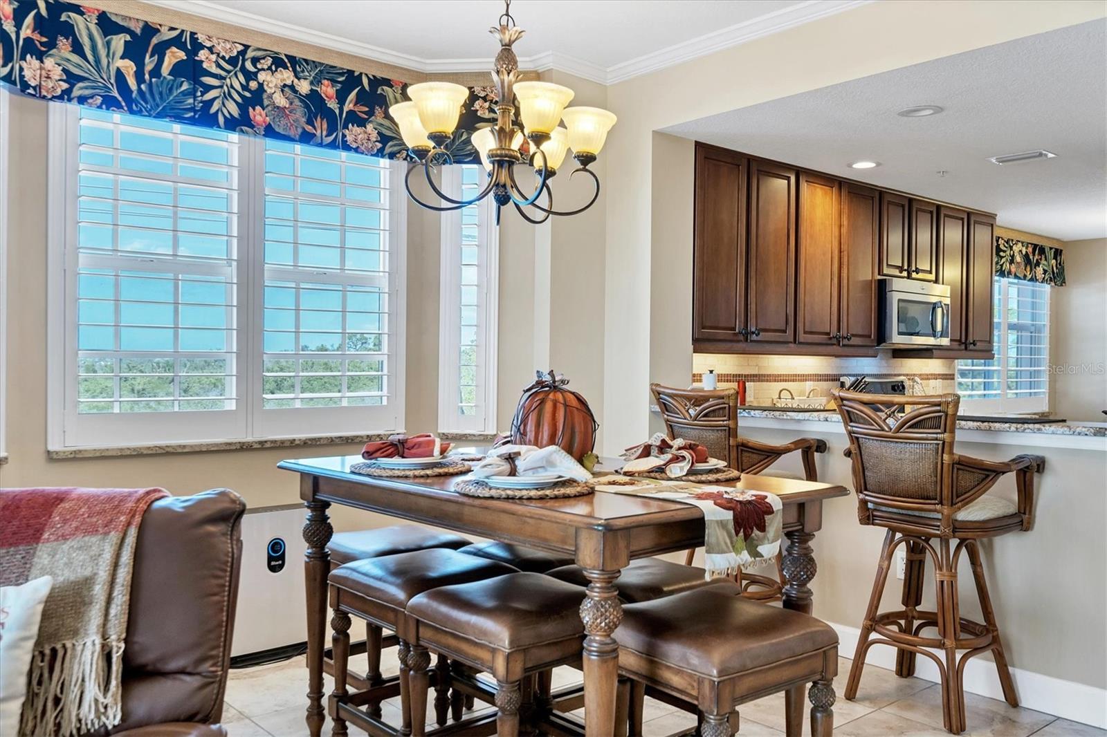 Image 6 of 14 For 13113 Gasparilla Road 305