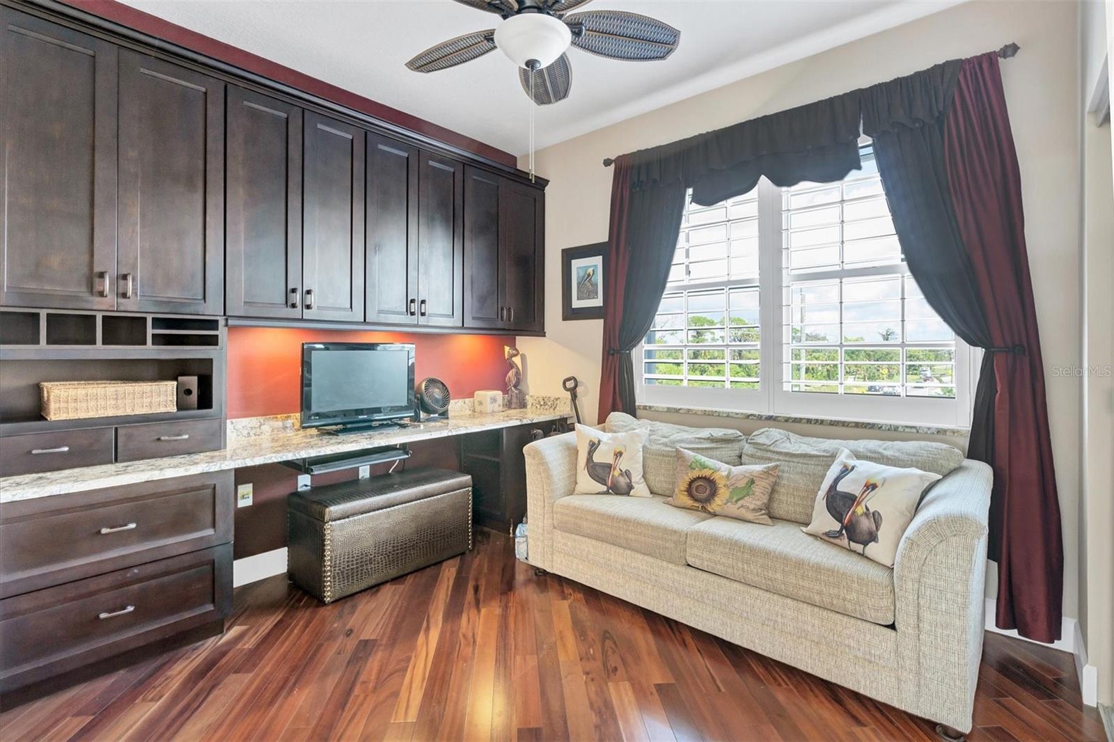 Image 8 of 14 For 13113 Gasparilla Road 305