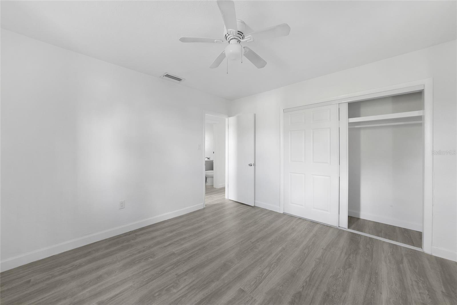 Image 17 of 27 For 2208 Anne Avenue