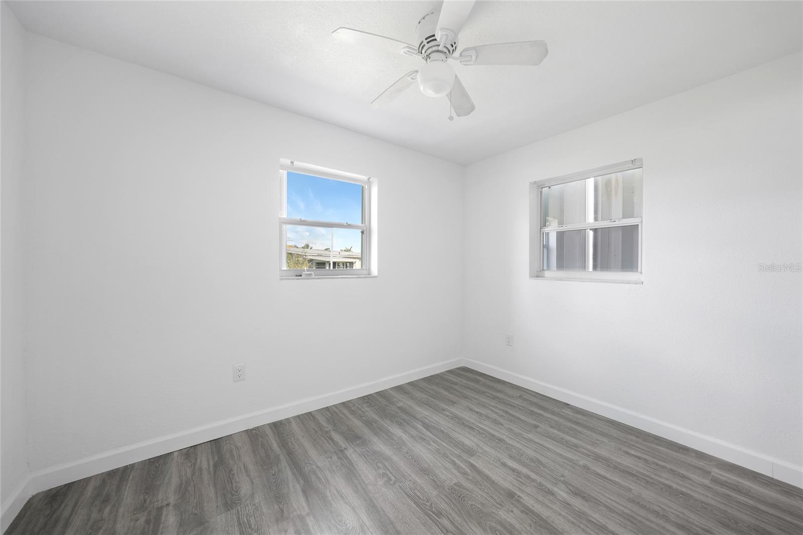 Image 19 of 27 For 2208 Anne Avenue